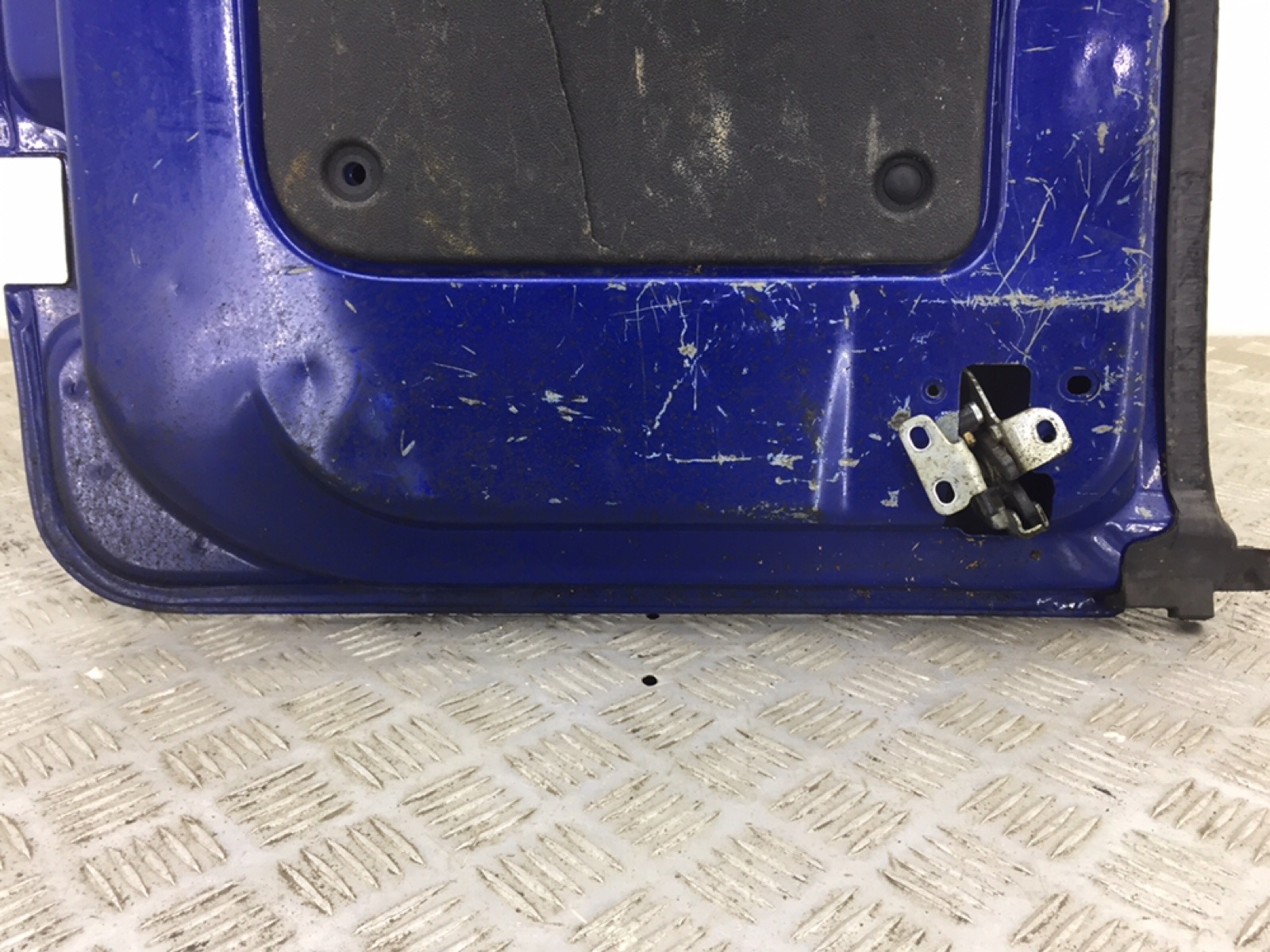 Дверь задняя распашная правая бу для Peugeot Bipper  1.3 HDi,  2013 г.