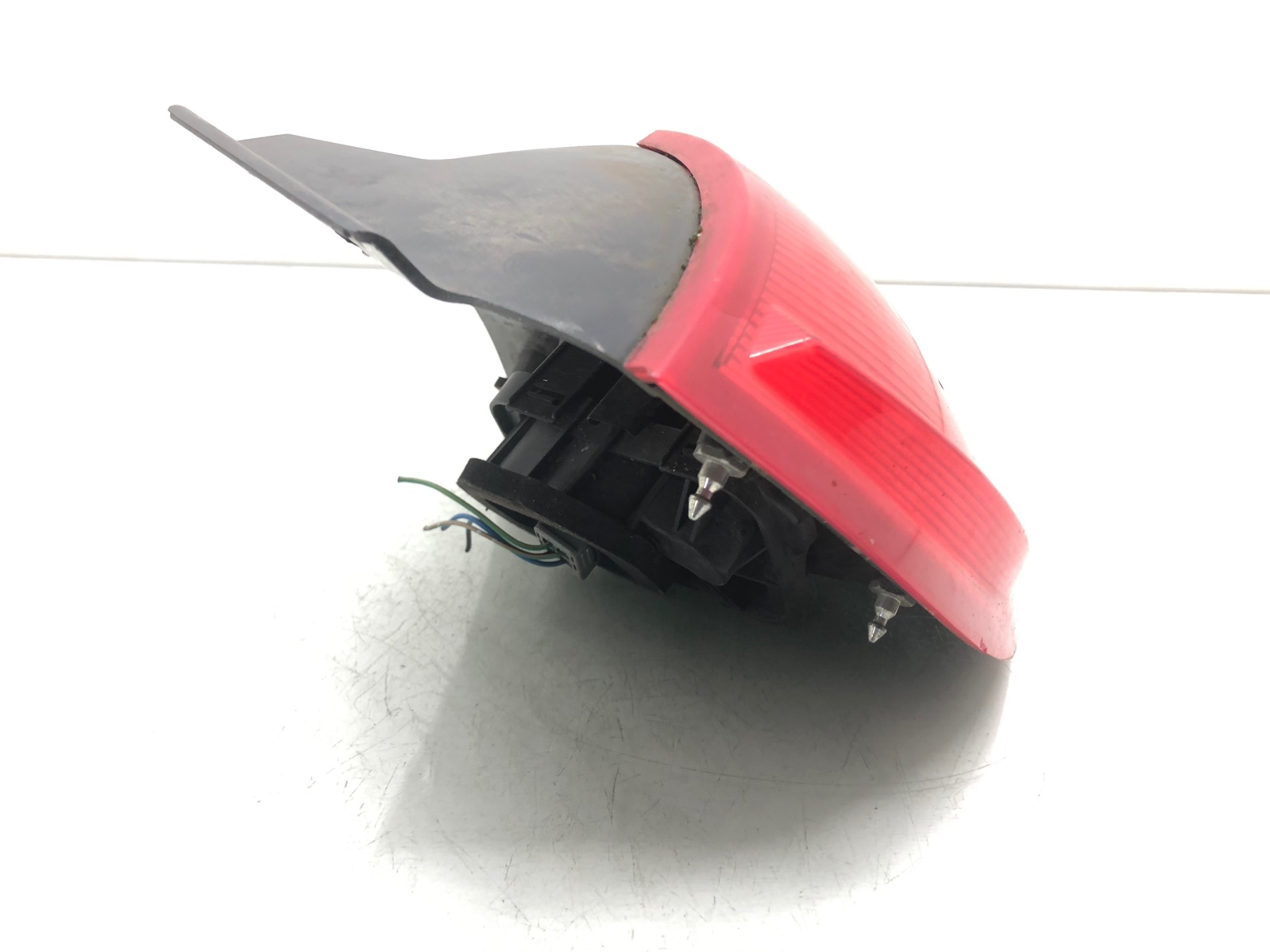 Фонарь задний левый бу для Mitsubishi Colt  1.3 i,  2005 г.