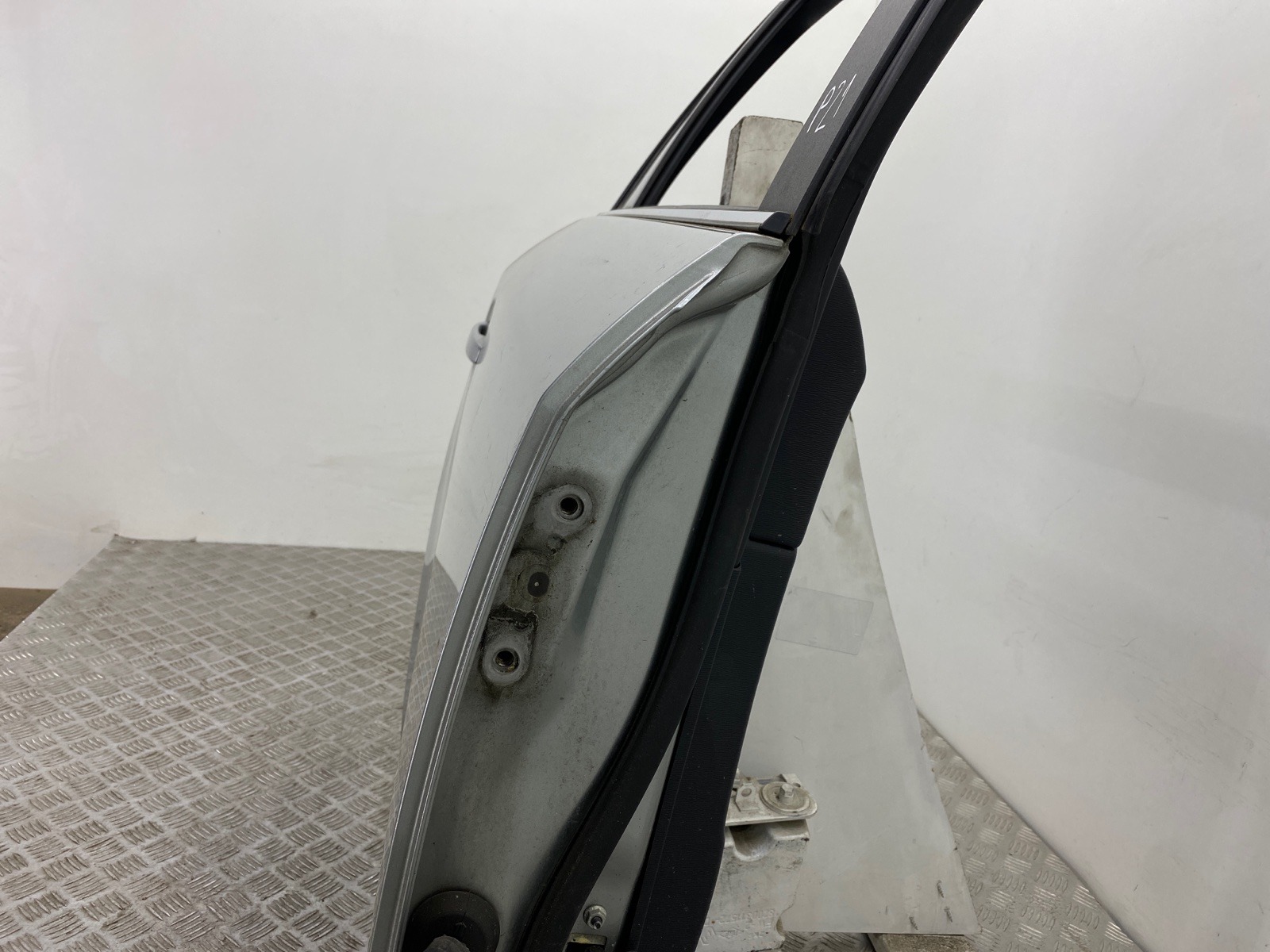 Дверь задняя правая бу для Toyota Avensis  2.2 D-4D,  2009 г.