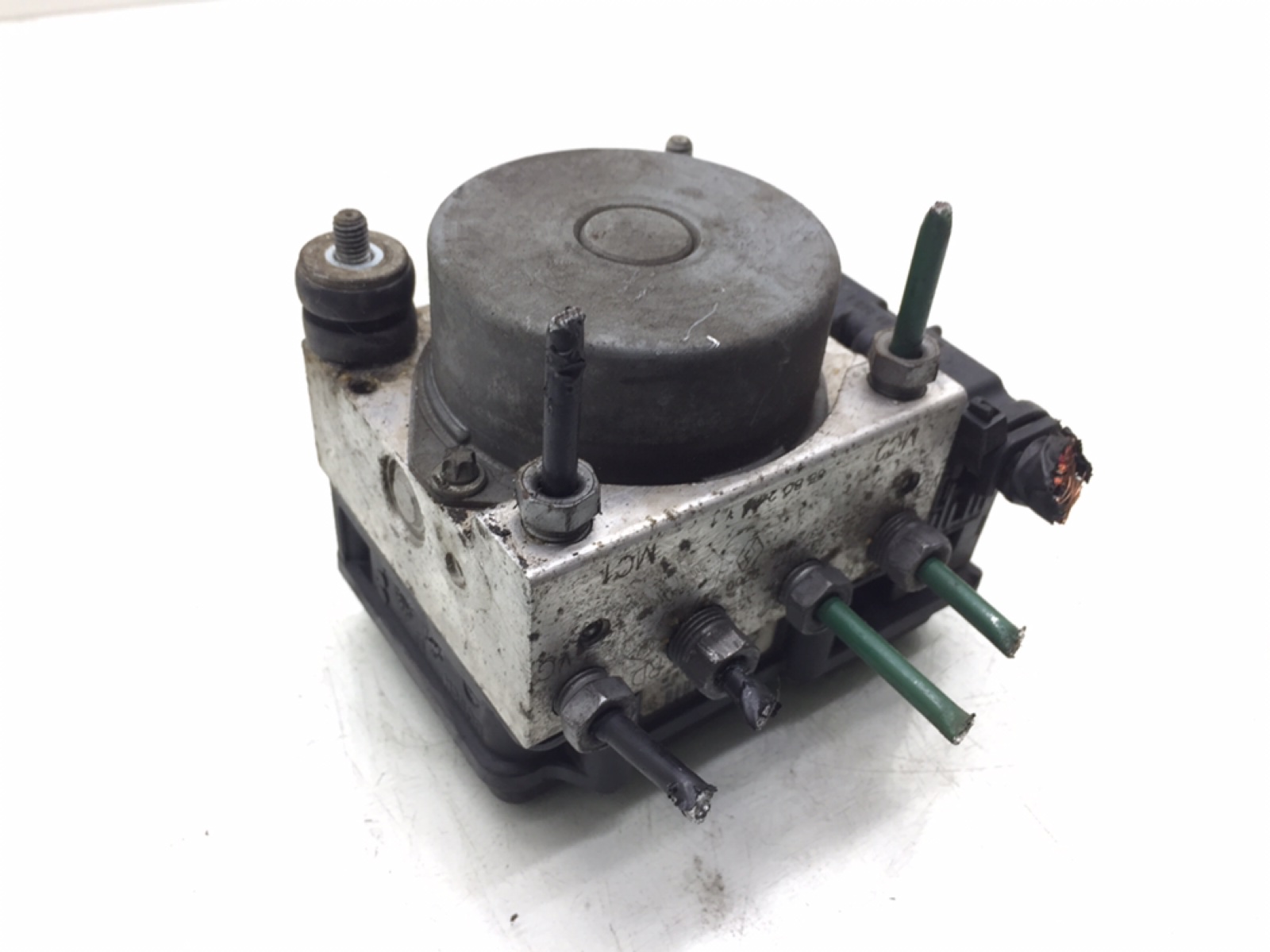 Блок ABS бу для Renault Clio 1.2 i, 2011 г.