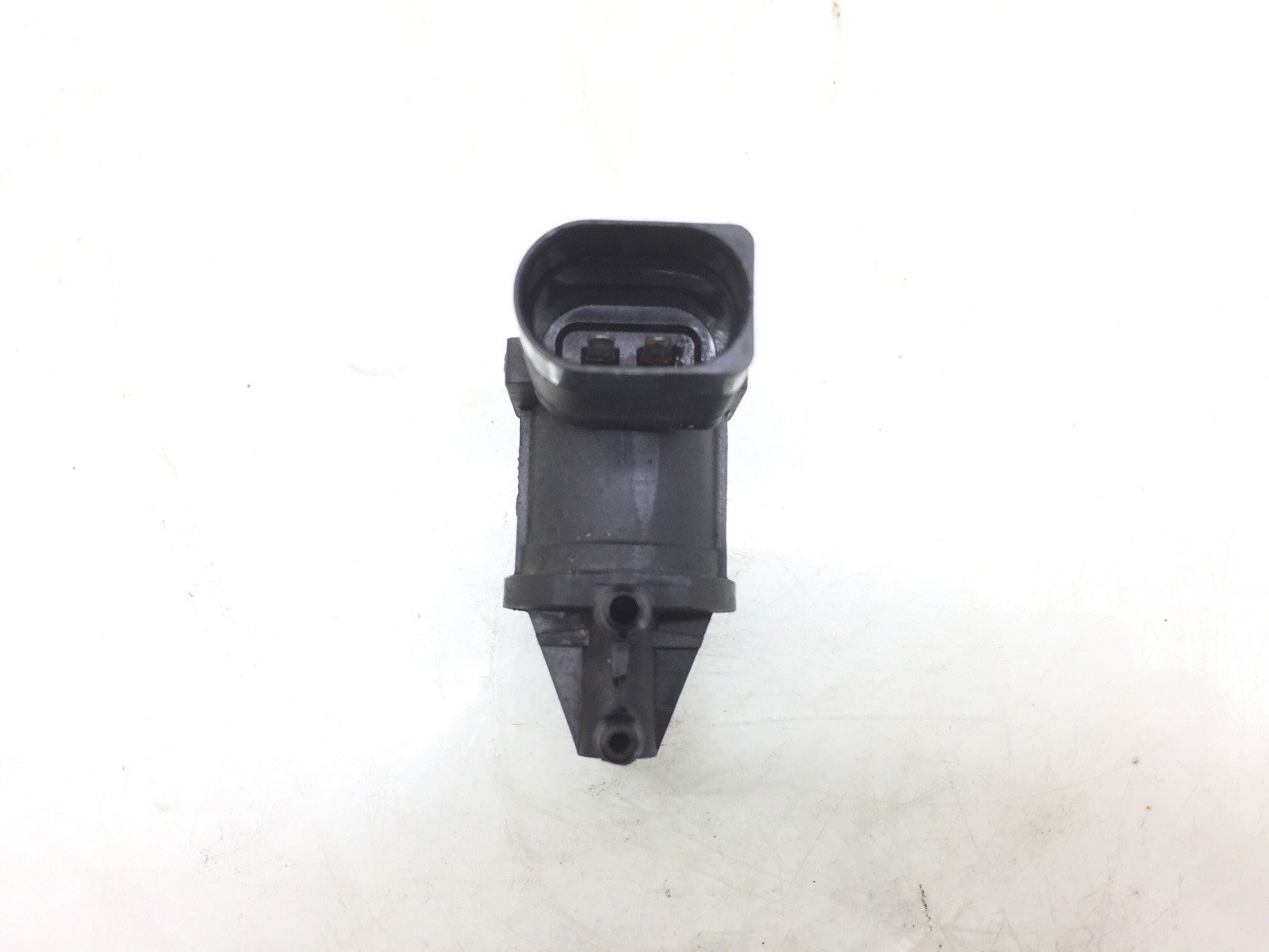 Клапан электромагнитный бу для Volkswagen Golf 4 1.9 TDi,  1999 г.