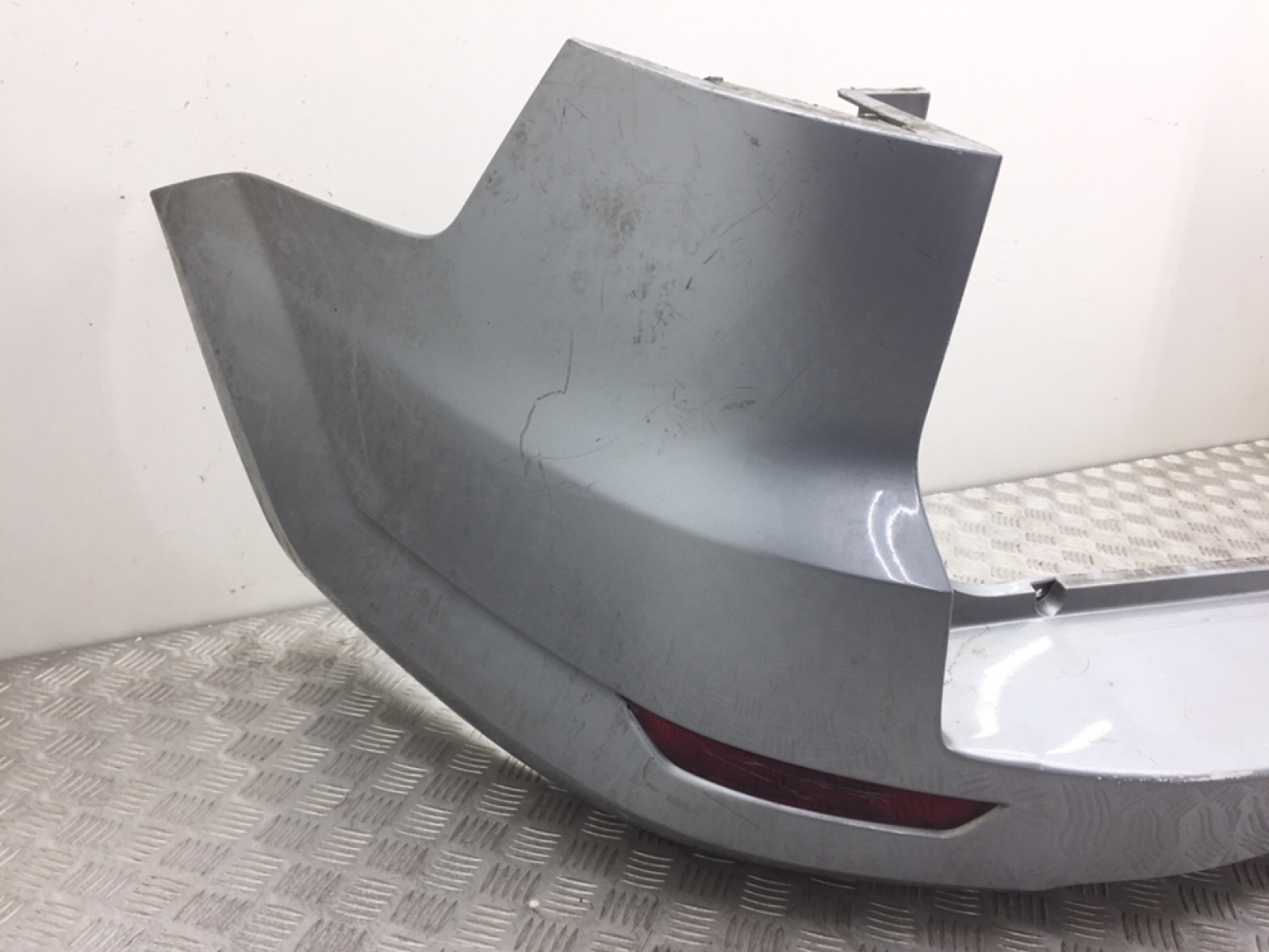 Бампер задний бу для Ford Mondeo  2.0 TDCi,  2008 г.