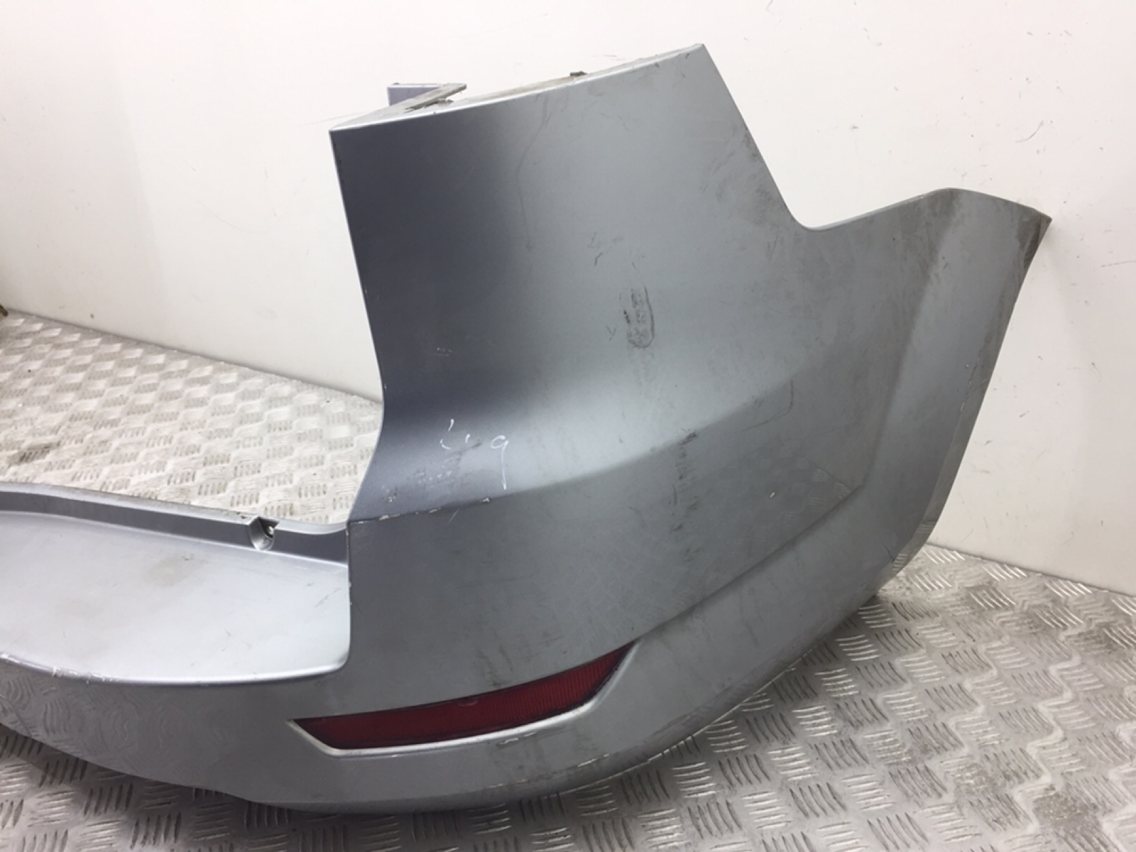 Бампер задний бу для Ford Mondeo  2.0 TDCi,  2008 г.