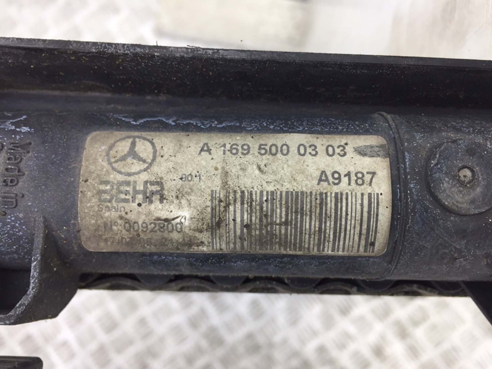 Радиатор (основной) бу для Mercedes A W169 1.5 i,  2006 г.