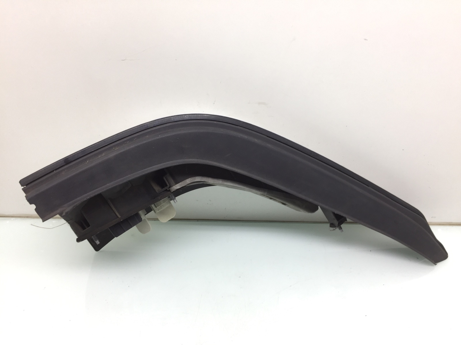 Фонарь задний левый бу для Saab 9-3  1.9 TiD,  2006 г.