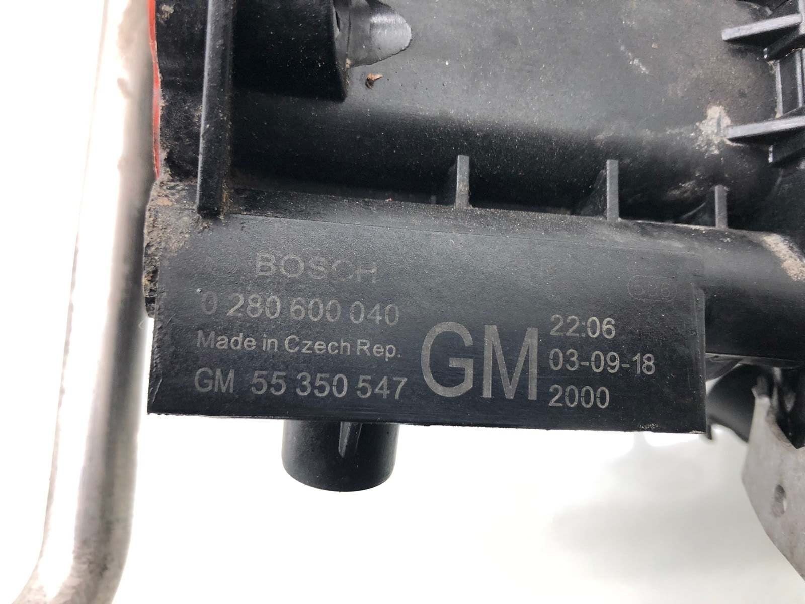 Коллектор впускной бу для Opel Corsa C 1.2 i, 2004 г. Коллектор впускной бу для Opel Corsa C 1.2 i, 2004 г.