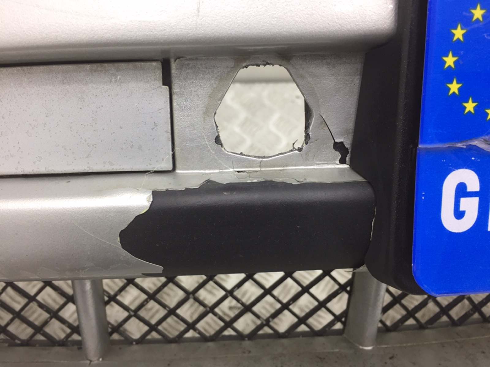 Бампер передний бу для BMW X5 E53 3.0 TD,  2002 г.