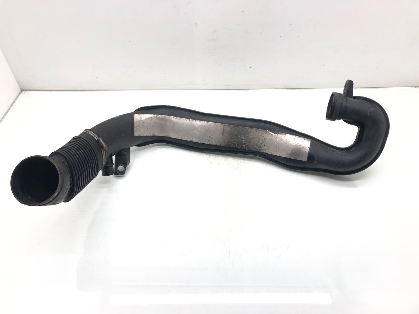 Патрубок интеркулера бу для Peugeot 206 2.0 HDi, 2004 г. Патрубок интеркулера бу для Peugeot 206 2.0 HDi, 2004 г.