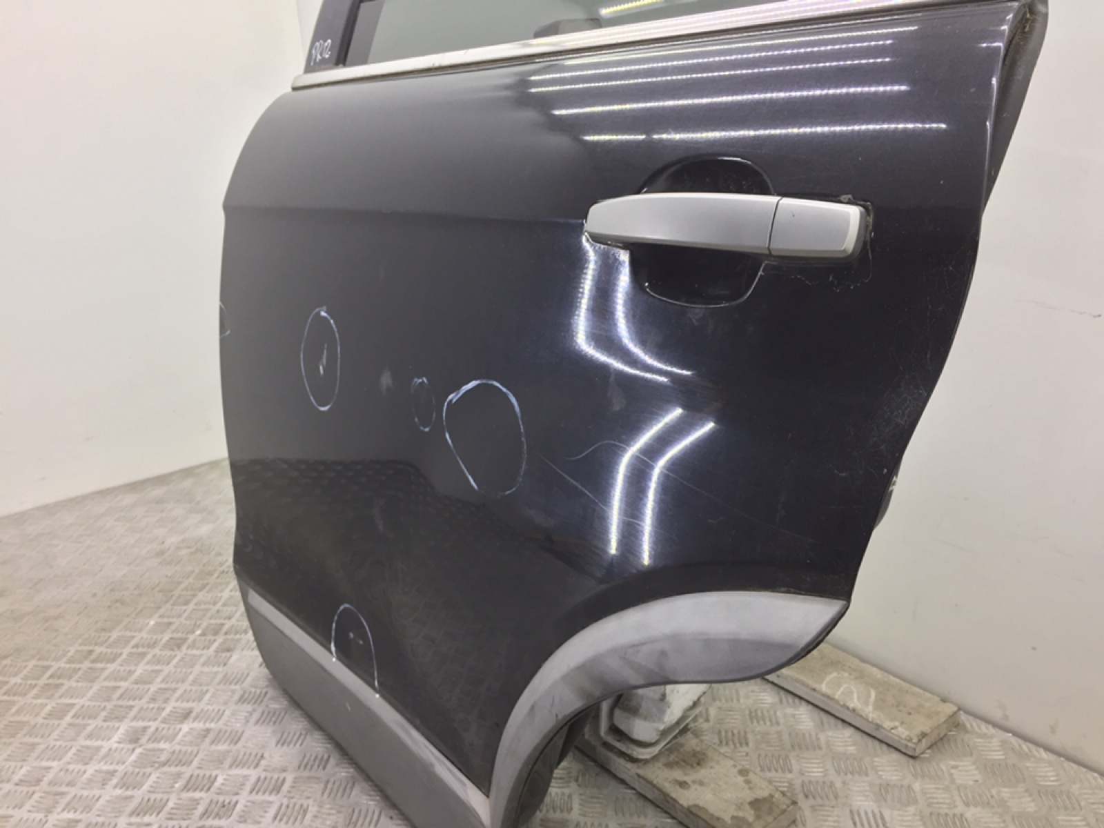 Дверь задняя левая бу для Chevrolet Captiva 2.2 VCDi, 2011 г. Дверь задняя левая бу для Chevrolet Captiva 2.2 VCDi, 2011 г.