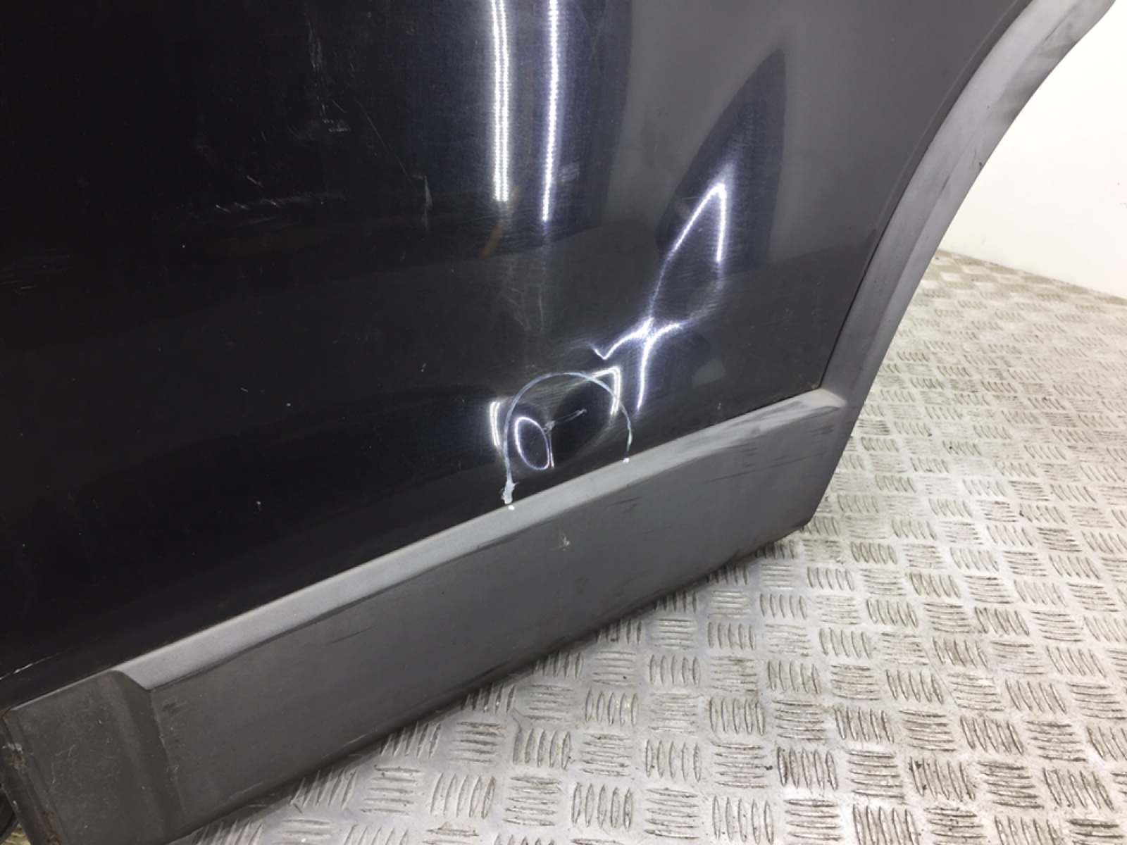 Дверь задняя левая бу для Chevrolet Captiva 2.2 VCDi, 2011 г. Дверь задняя левая бу для Chevrolet Captiva 2.2 VCDi, 2011 г.