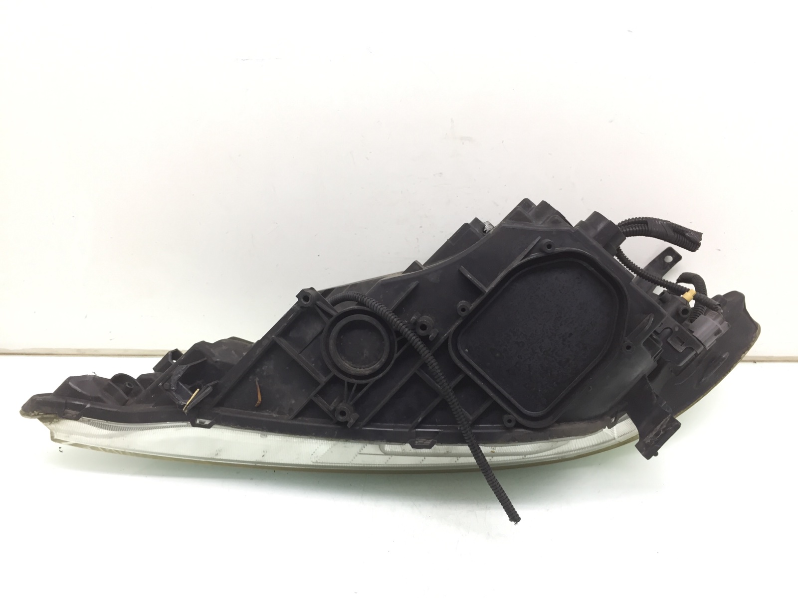 Фара правая бу для Honda FR-V  2.2 CTDi,  2006 г.