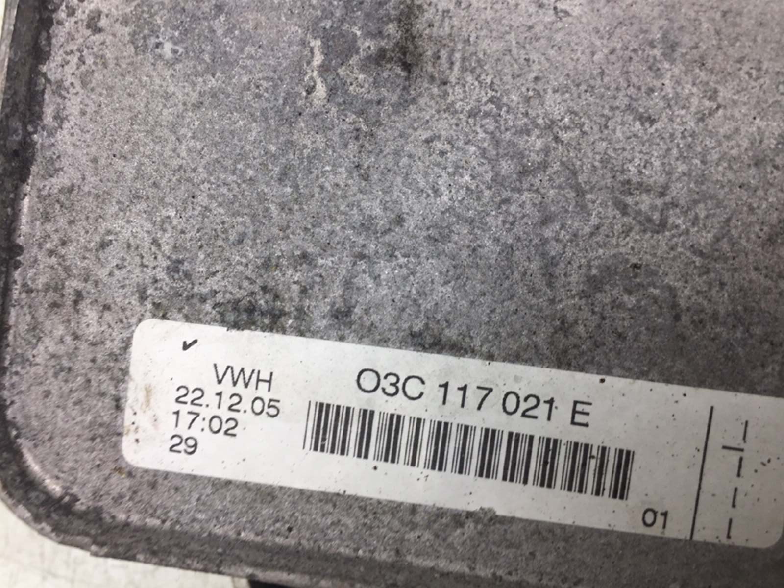 Радиатор масляный бу для Volkswagen Golf 5 1.6 FSI,  2006 г.