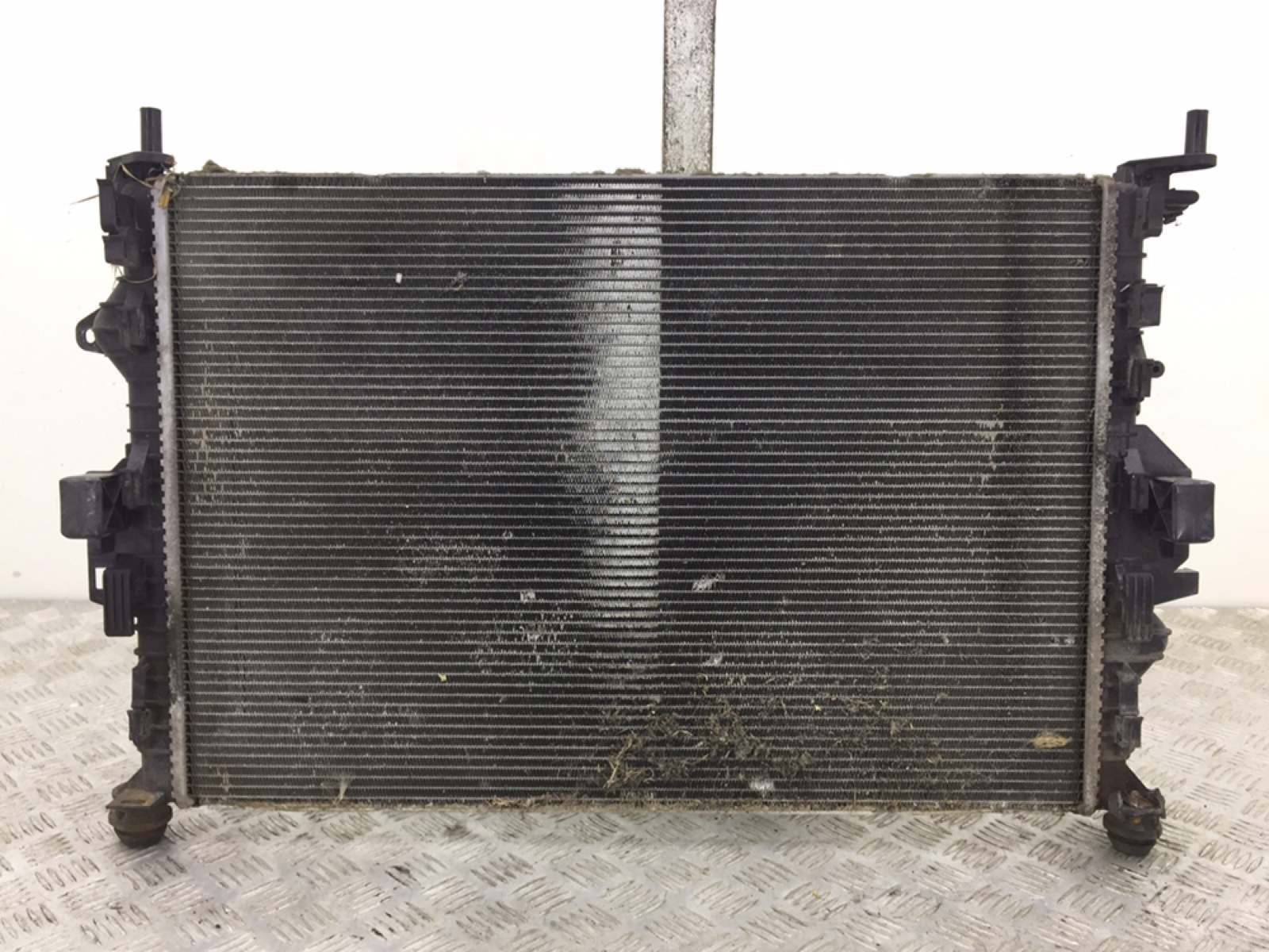 Радиатор (основной) бу для Ford Focus 3 2.0 TDCi, 2012 г.