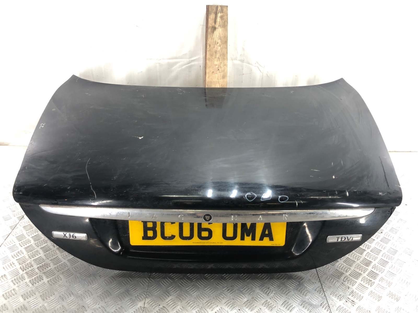 Крышка багажника бу для Jaguar XJ  2.7 TD,  2006 г.