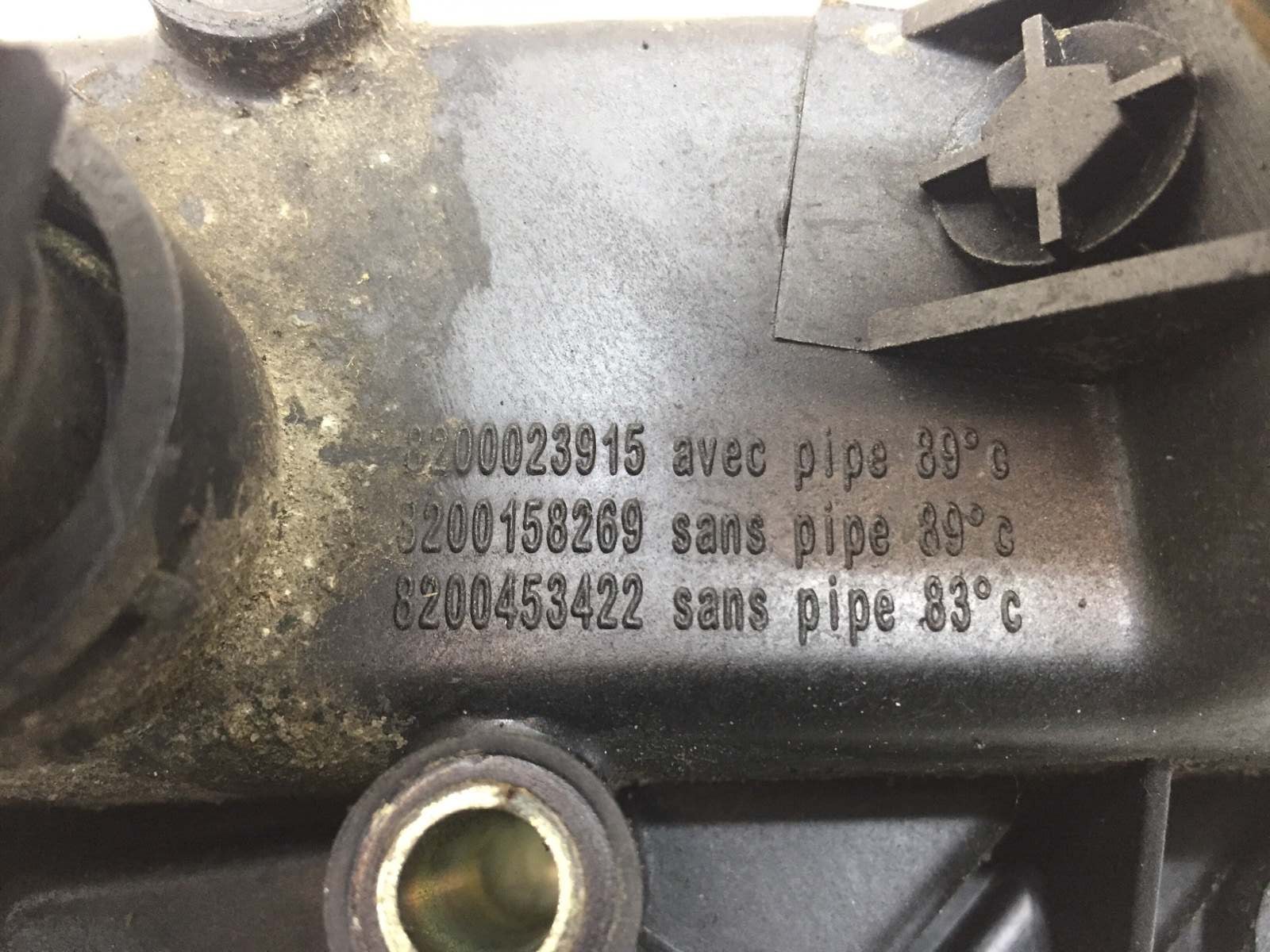 Корпус термостата бу для Renault Megane 2 1.4 i,  2006 г.