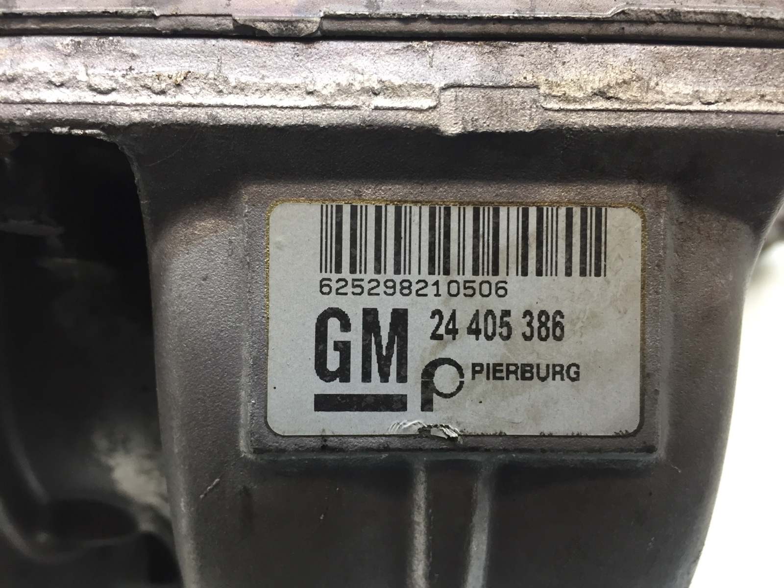 Коллектор впускной бу для Opel Vectra C 1.8 i,  2002 г.