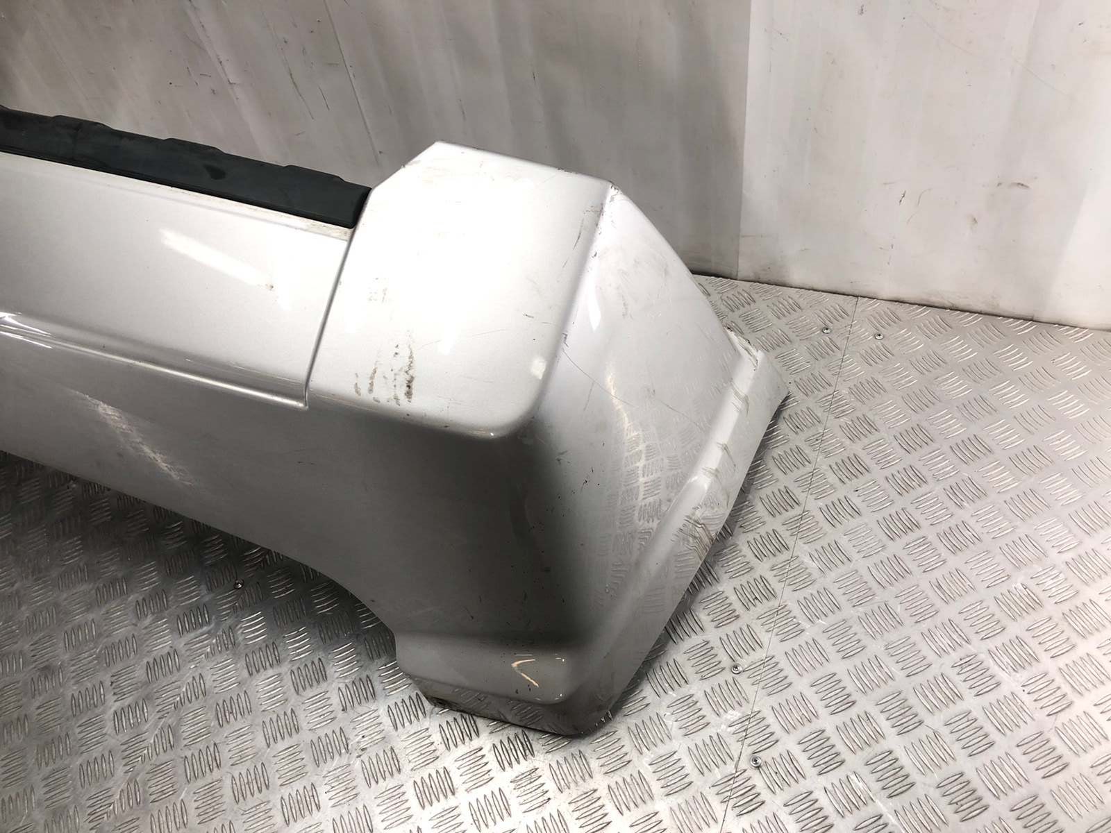 Бампер задний бу для Jeep Patriot  2.4 i,  2008 г.