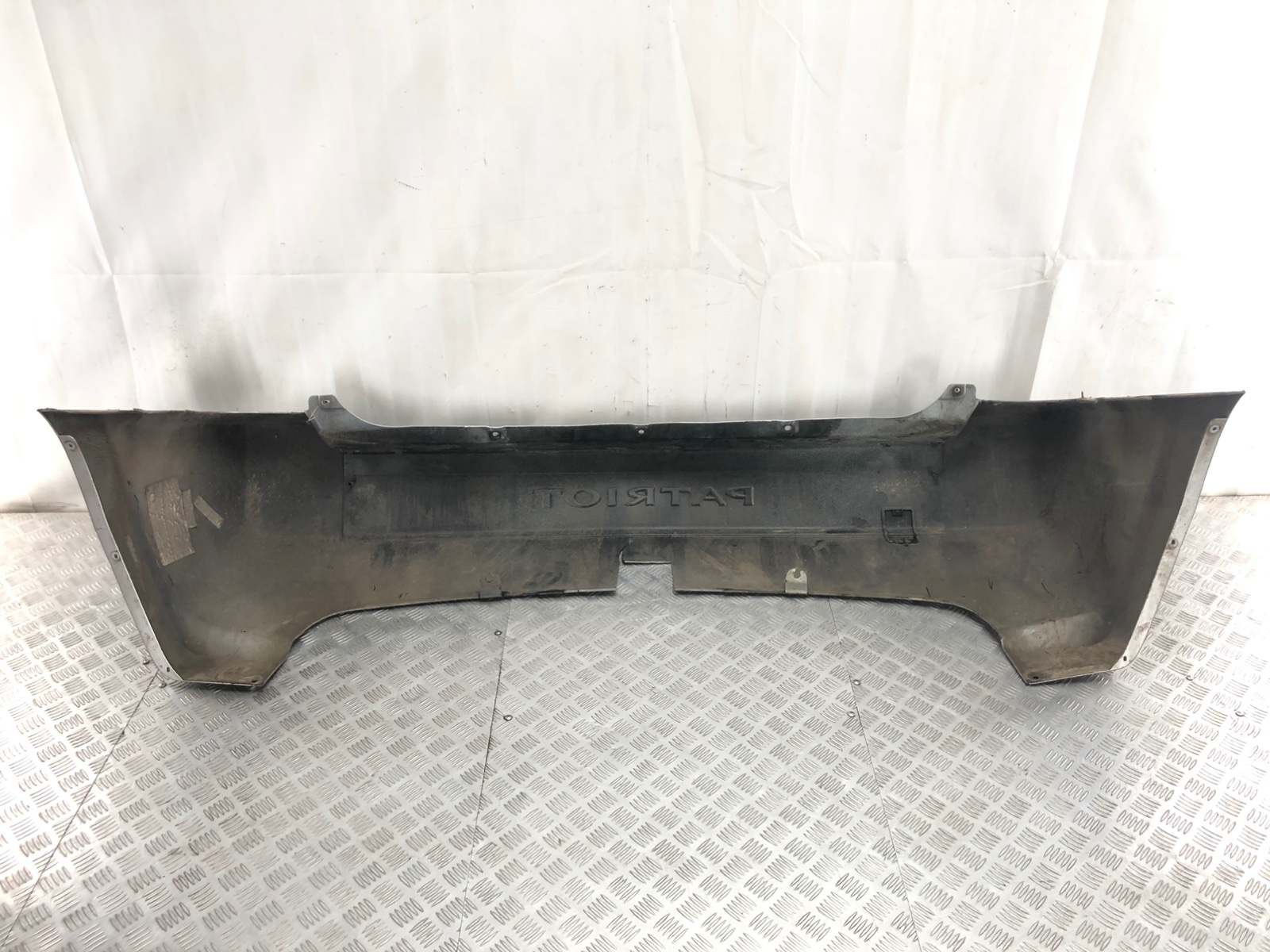 Бампер задний бу для Jeep Patriot  2.4 i,  2008 г.