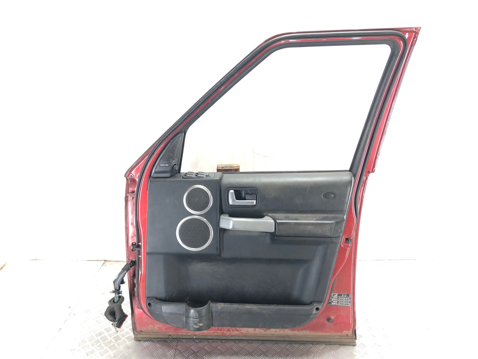 Дверь передняя правая бу для Land Rover Discovery 3 2.7 TD,  2008 г.
