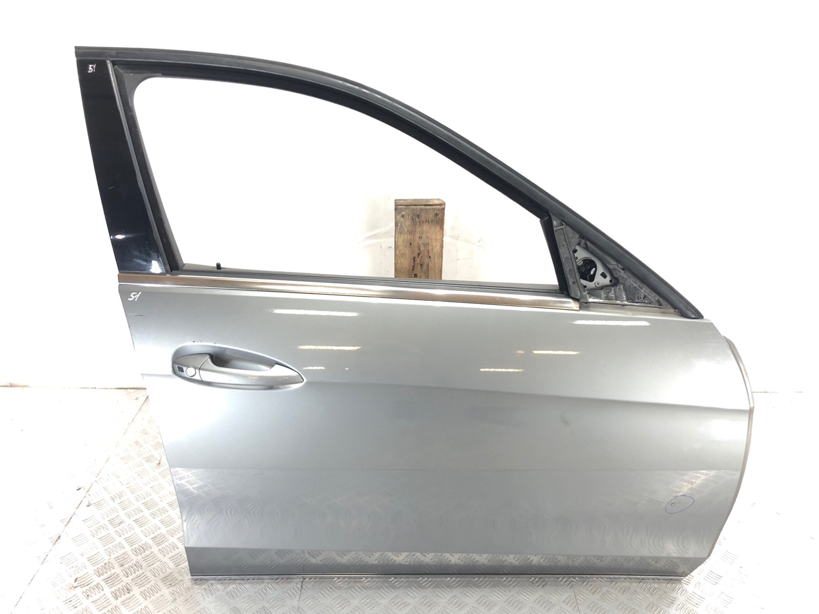 Дверь передняя правая бу для Mercedes E W212 2.2 CDi, 2013 г.