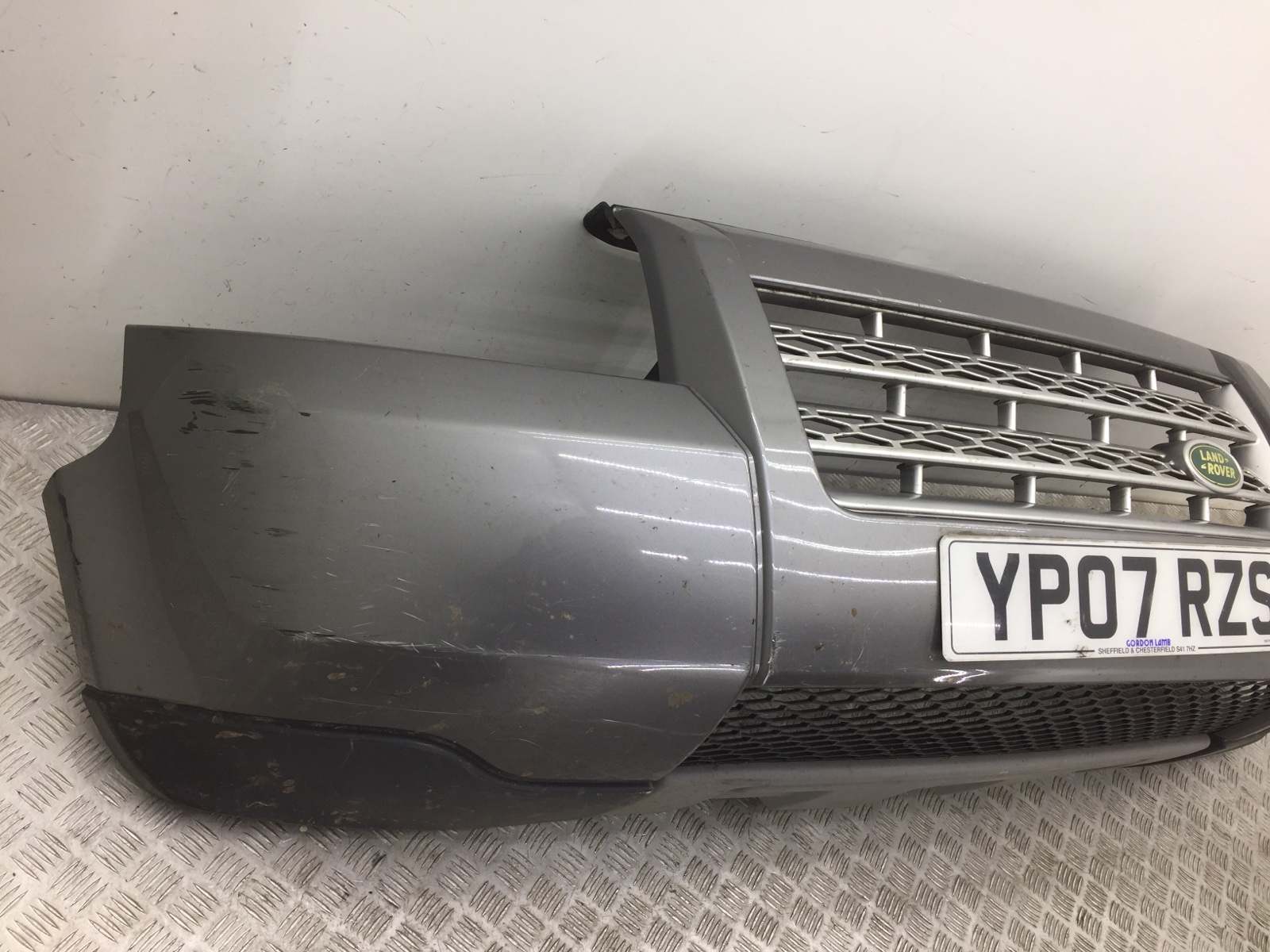 Бампер передний бу для Land Rover Freelander 2 2.2 TD,  2007 г.