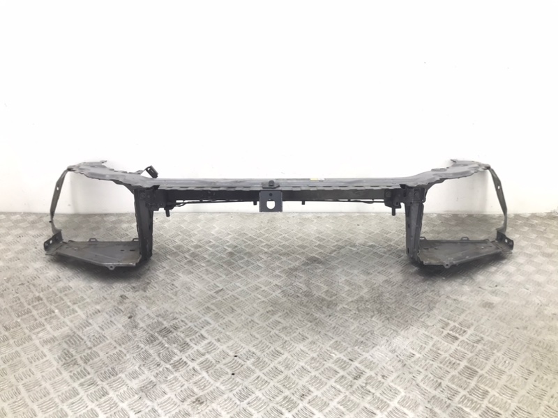 Панель передняя (телевизор) бу для Land Rover Freelander 2 2.2 TD,  2007 г.