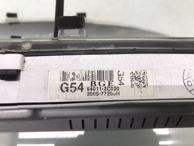 Щиток приборов (приборная панель) бу для Hyundai Coupe 2.0 i, 2006 г. Щиток приборов (приборная панель) бу для Hyundai Coupe 2.0 i, 2006 г.