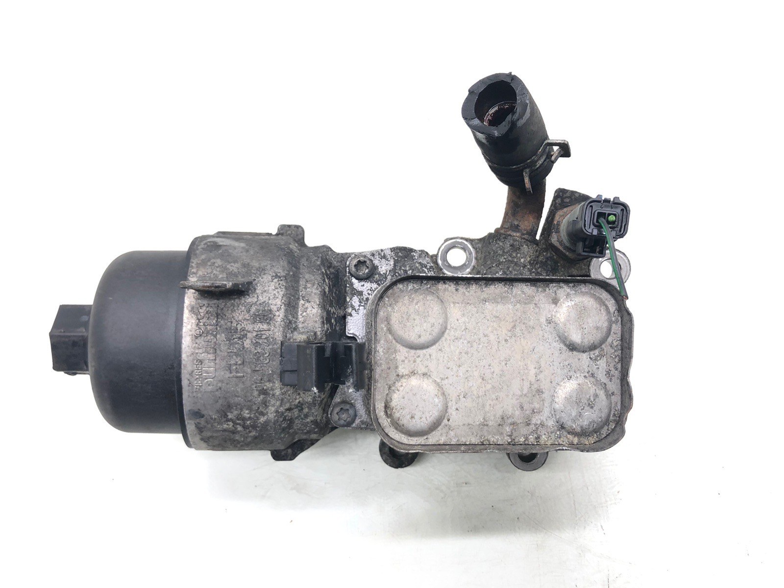 Корпус масляного фильтра бу для Volvo V50 2.0 TD, 2005 г.