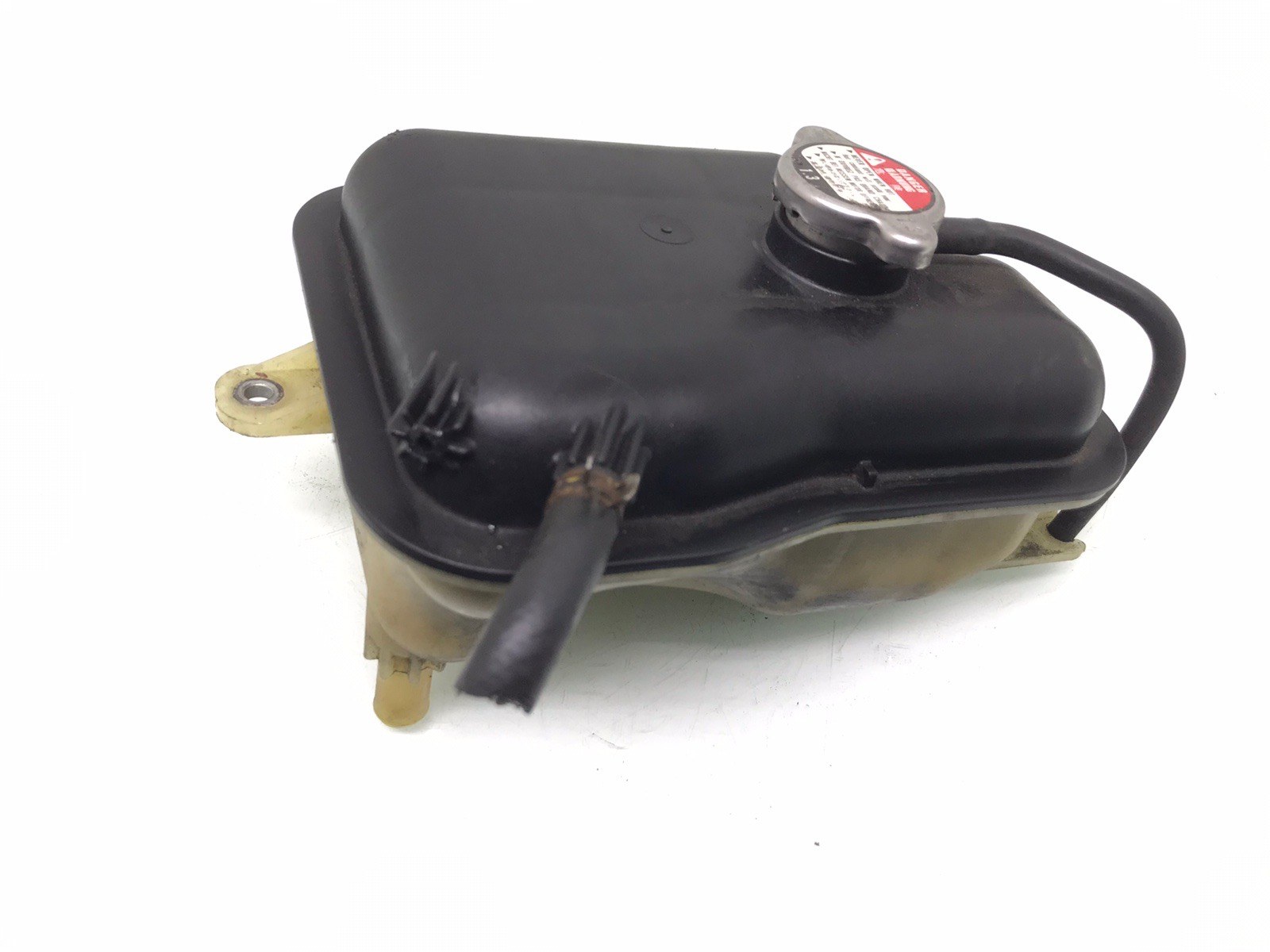 Бачок расширительный бу для Honda CR-V 2.2 CTDi, 2006 г. Бачок расширительный бу для Honda CR-V 2.2 CTDi, 2006 г.