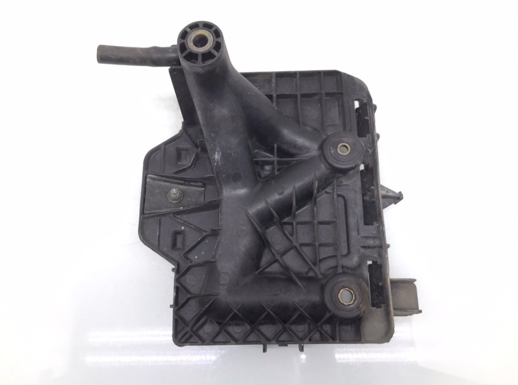 Полка аккумулятора бу для Seat Ibiza  1.2 i,  2005 г.