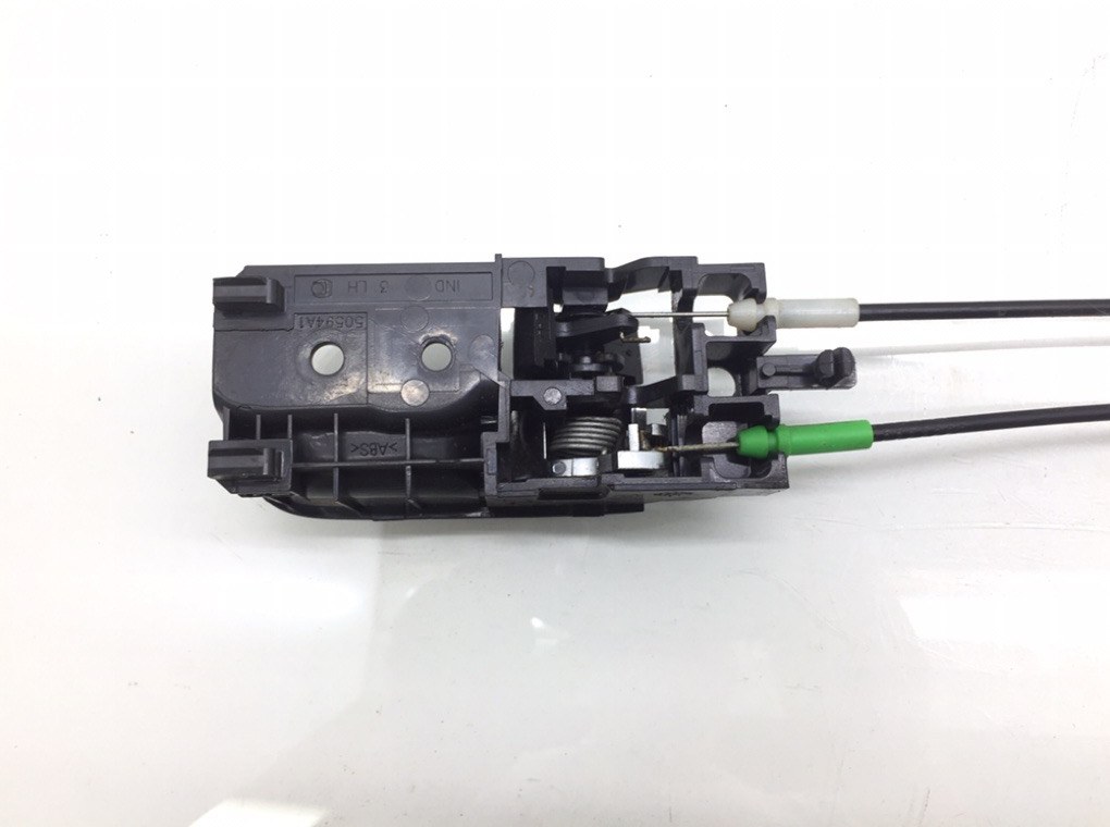 Ручка внутренняя передняя левая бу для Toyota Avensis  2.0 D-4D,  2003 г.