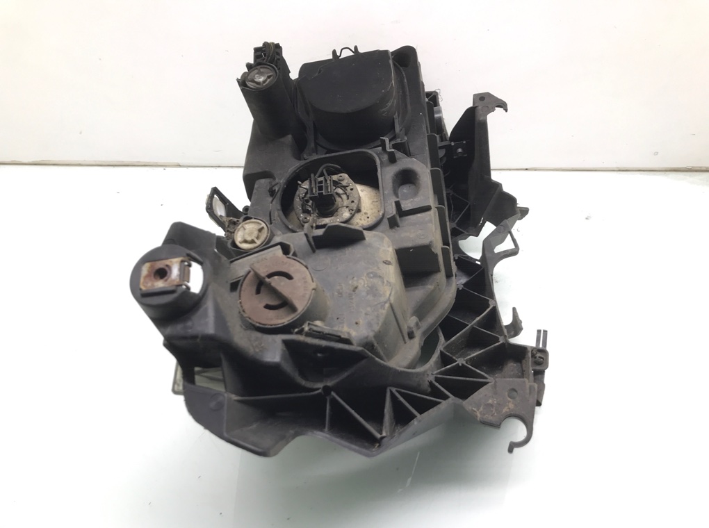 Фара левая бу для BMW 3 E90/E91/E92/E93 2.0 TD,  2007 г.