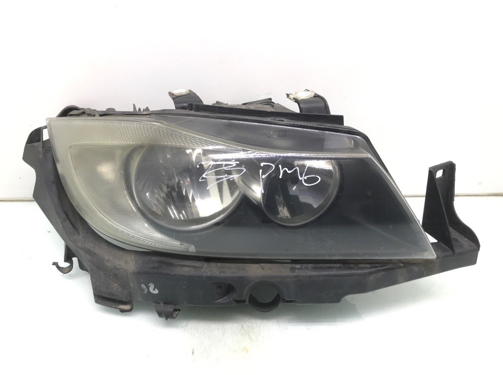 Фара правая бу для BMW 3 E90/E91/E92/E93 2.0 TD, 2007 г.