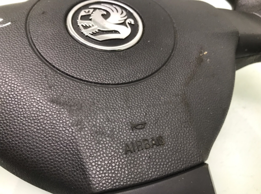 Руль бу для Opel Astra H 1.7 CDTi, 2006 г. Руль бу для Opel Astra H 1.7 CDTi, 2006 г.