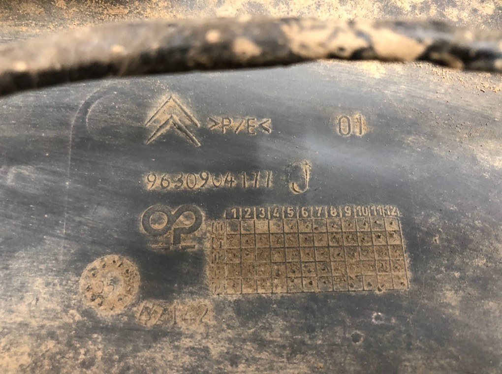 Бампер задний бу для Citroen C5 3.0 i, 2002 г. Бампер задний бу для Citroen C5 3.0 i, 2002 г.