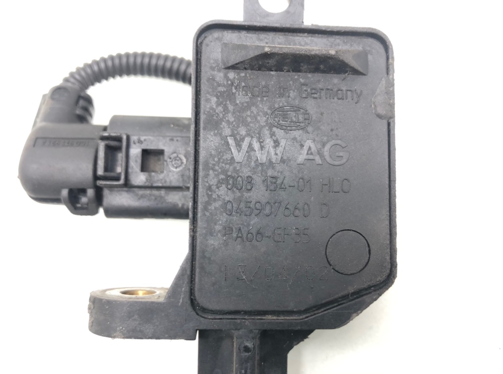 Датчик уровня масла бу для Volkswagen Polo 4 1.2 i, 2002 г. Датчик уровня масла бу для Volkswagen Polo 4 1.2 i, 2002 г.