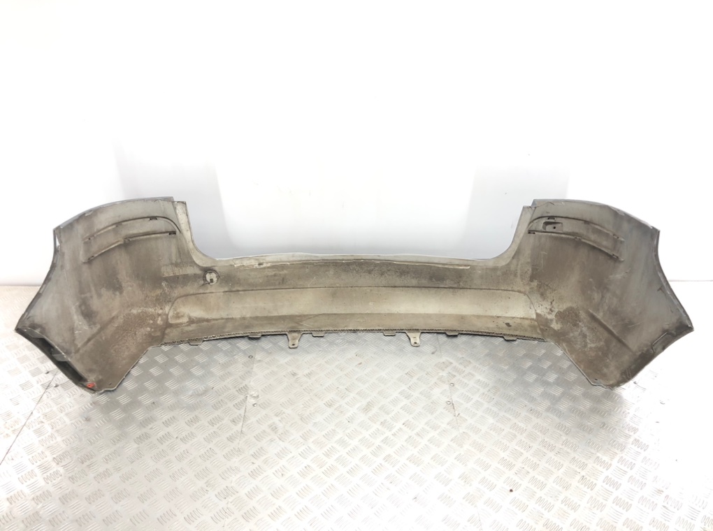 Бампер задний бу для Opel Zafira B 1.6 i,  2007 г.