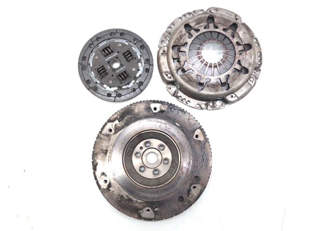 Комплект сцепления бу для Nissan Micra K12 1.2 i,  2009 г.