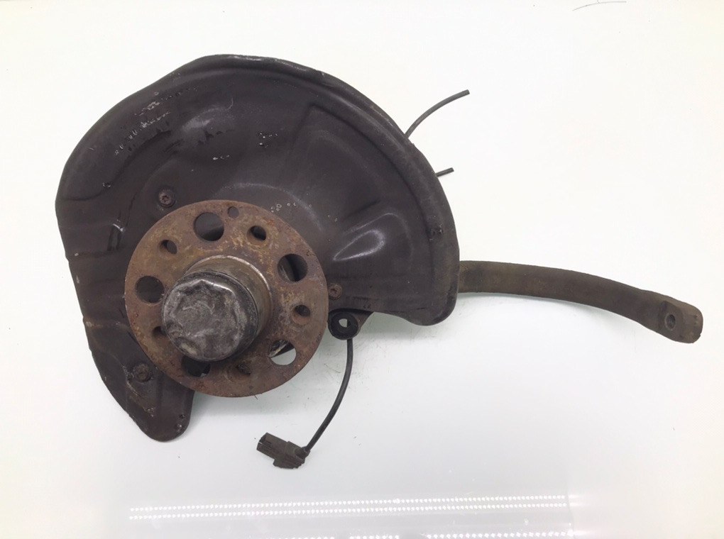 Ступица передняя левая бу для Mercedes E W211 3.2 CDi, 2003 г.