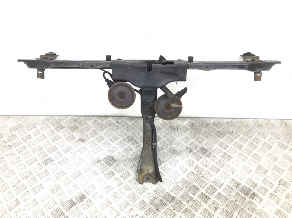 Планка под капот бу для Hyundai Sonata 2.0 i, 2002 г.