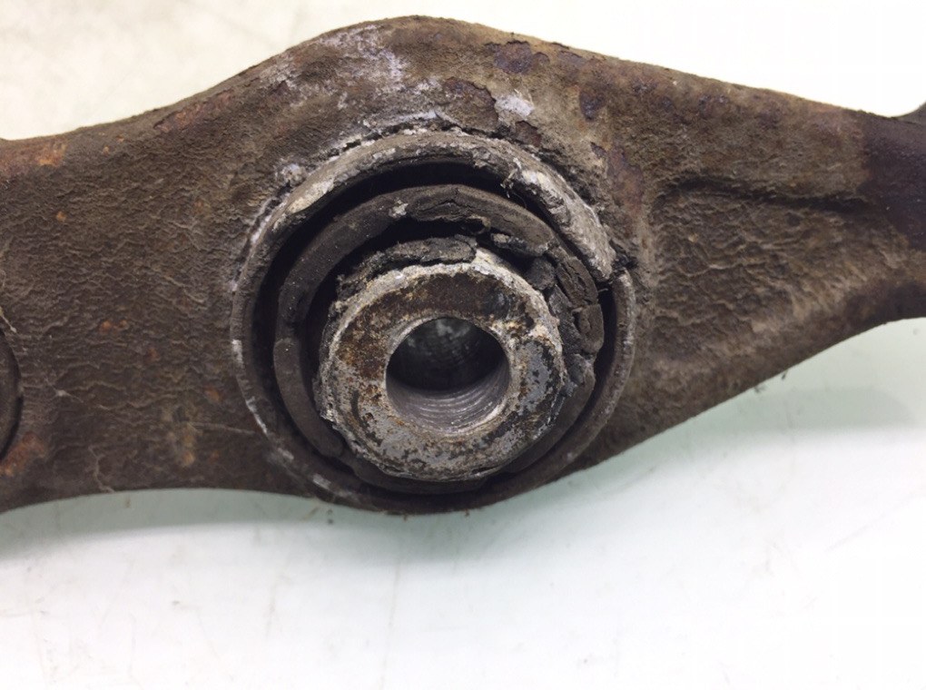 Рычаг передний правый бу для Mercedes E W211 2.2 CDi,  2006 г.