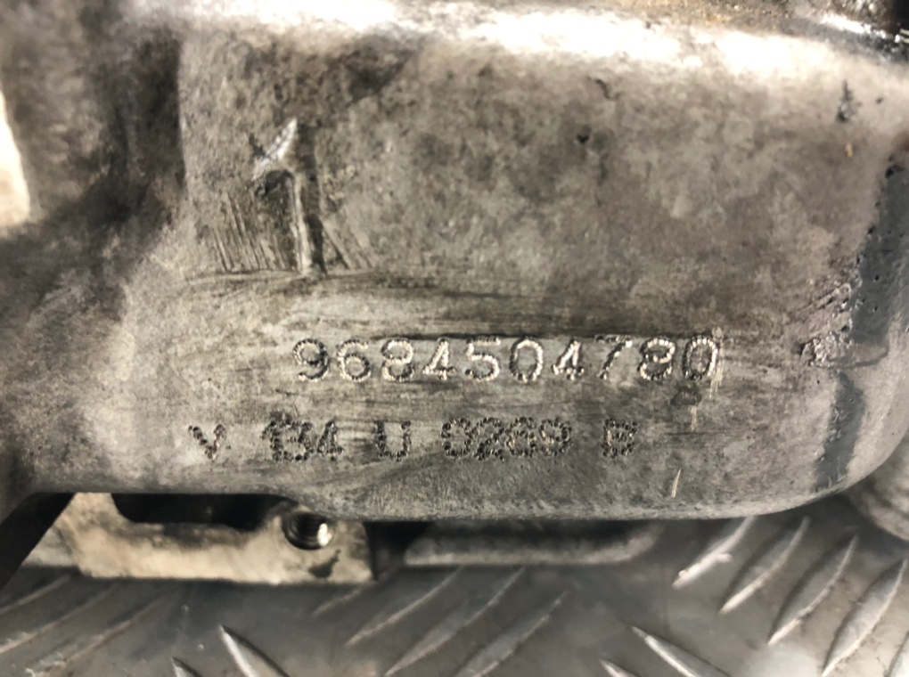 Головка блока цилиндров бу для Peugeot 308 T7 1.6 HDi,  2011 г.