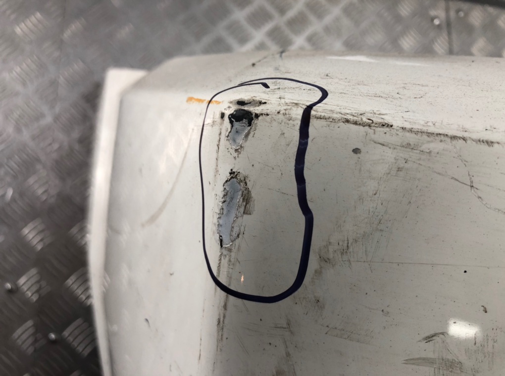 Бампер задний бу для Jeep Patriot  2.0 CRD,  2009 г.