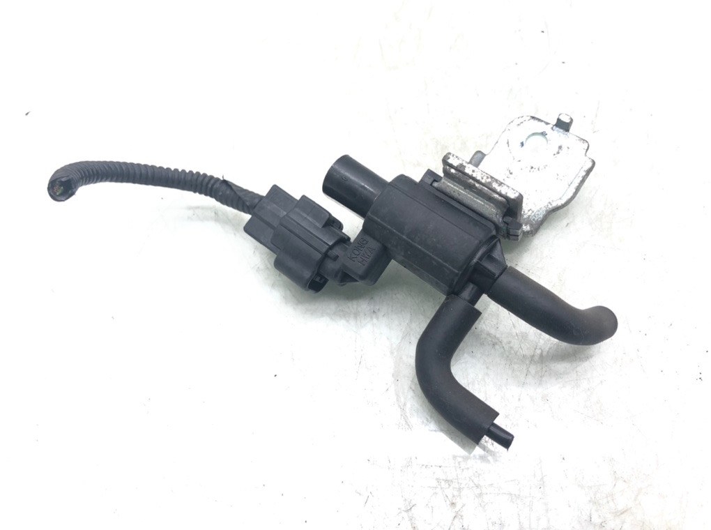 Клапан электромагнитный бу для Chevrolet Spark 1.0 i, 2011 г.