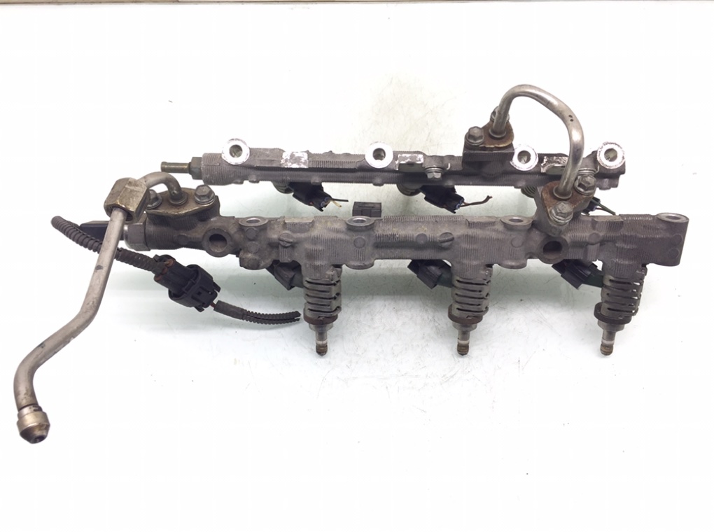 Топливная рампа бу для Lexus IS 2 2.5 i, 2006 г.