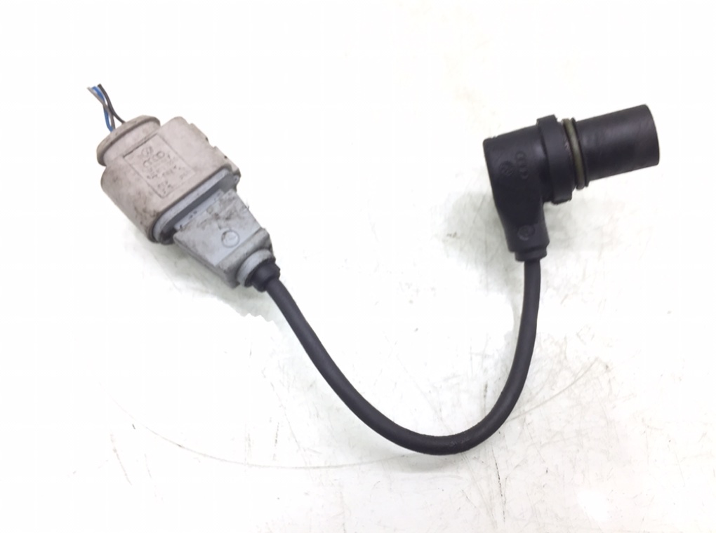 Датчик коленвала бу для Audi A6 C6 2.0 FSI,  2008 г.