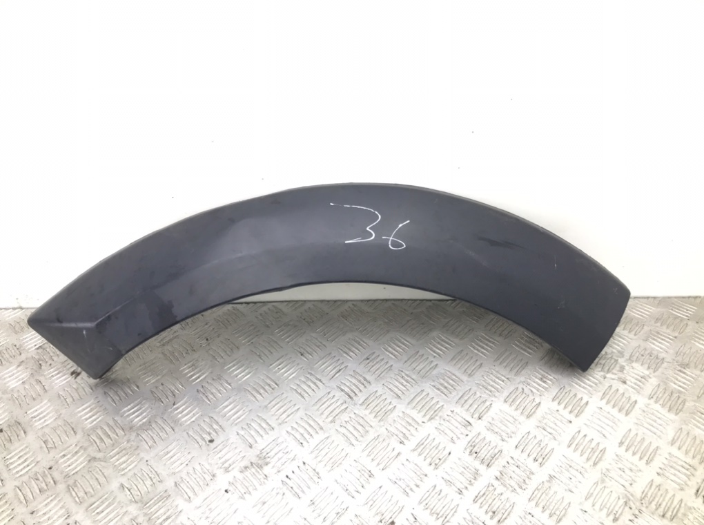 Молдинг крыла заднего правого бу для Land Rover Discovery 3 2.7 TD, 2006 г.