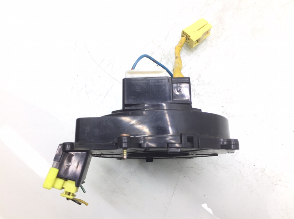 Шлейф руля бу для Lexus IS 1 2.0 i, 2001 г. Шлейф руля бу для Lexus IS 1 2.0 i, 2001 г.