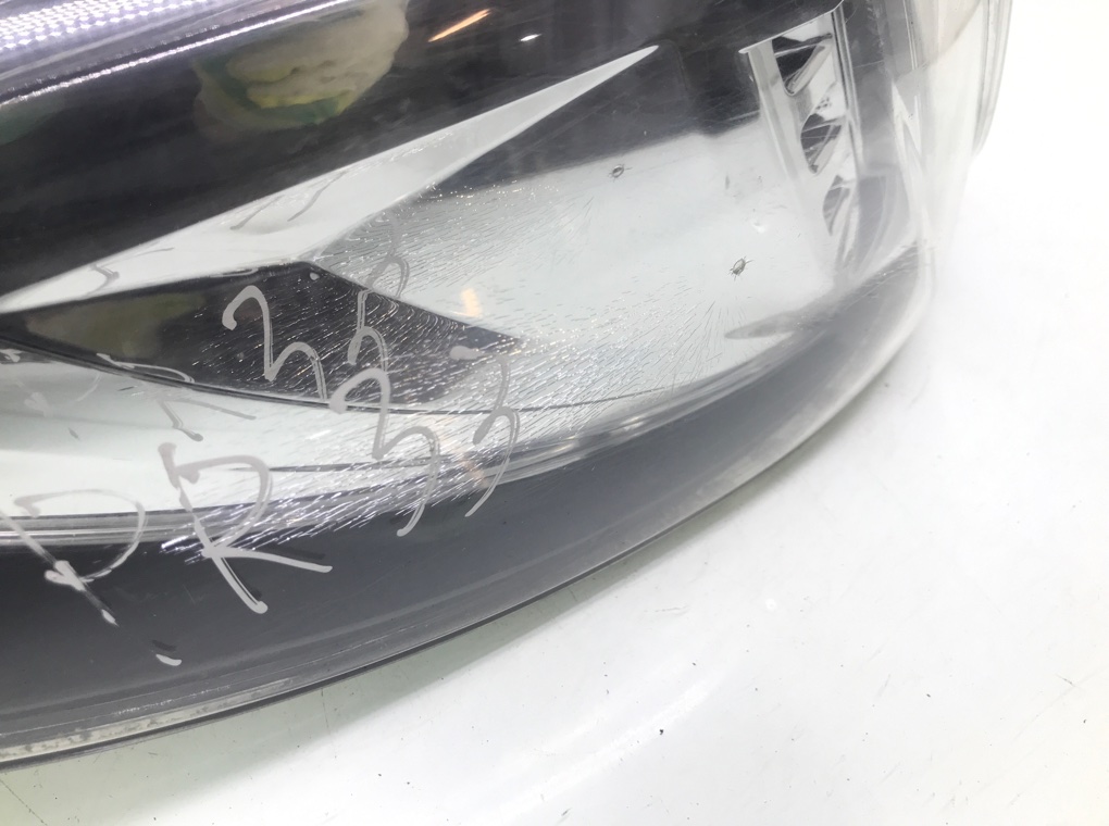 Фонарь задний левый бу для Mazda 6   2.0 TD,  2008 г.