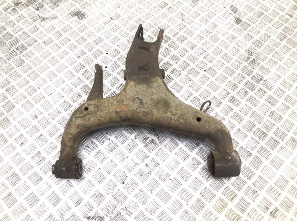 Рычаг задний правый бу для Land Rover Discovery 3 2.7 TD, 2006 г.